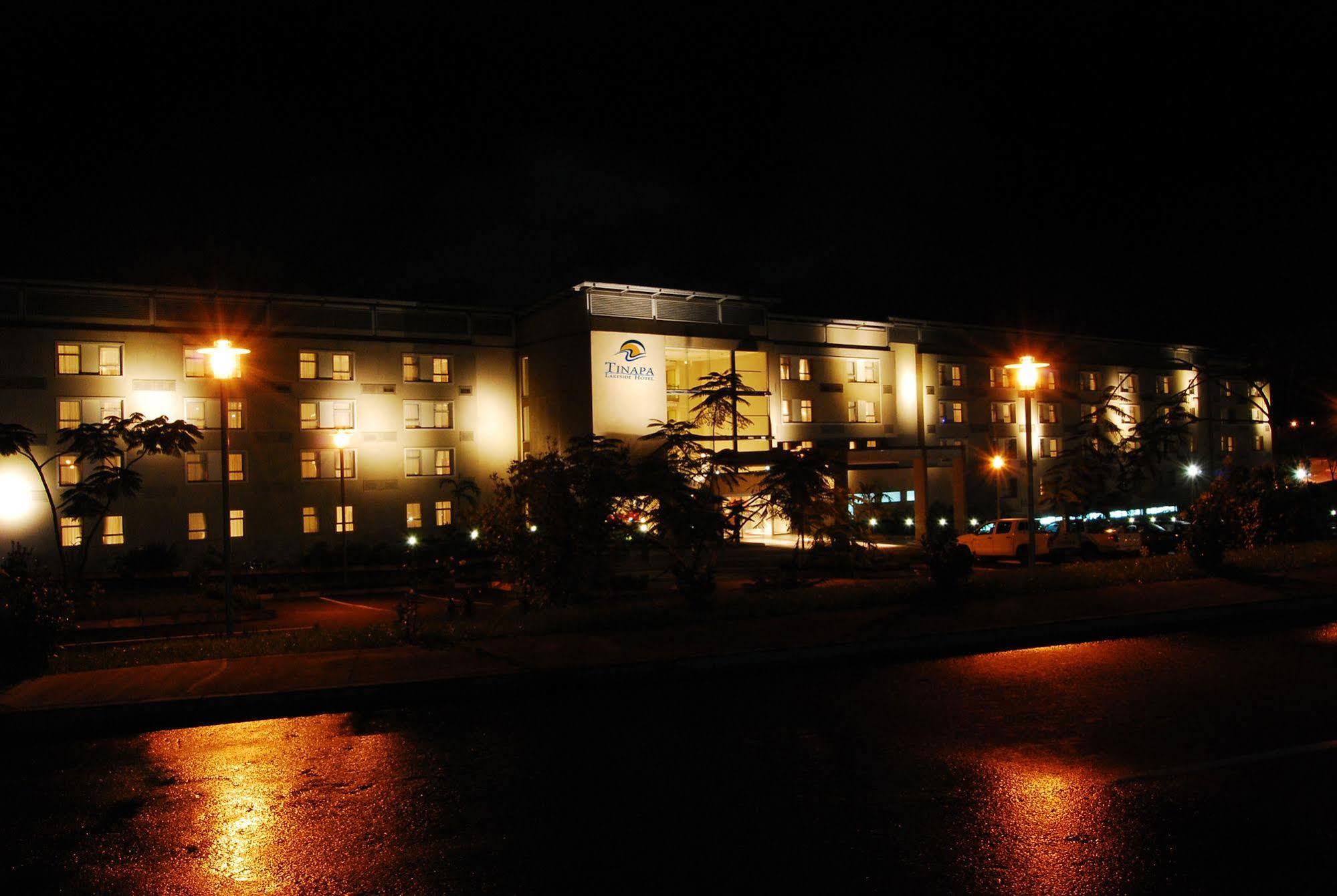 Tinapa Lakeside Hotel Calabar Kültér fotó