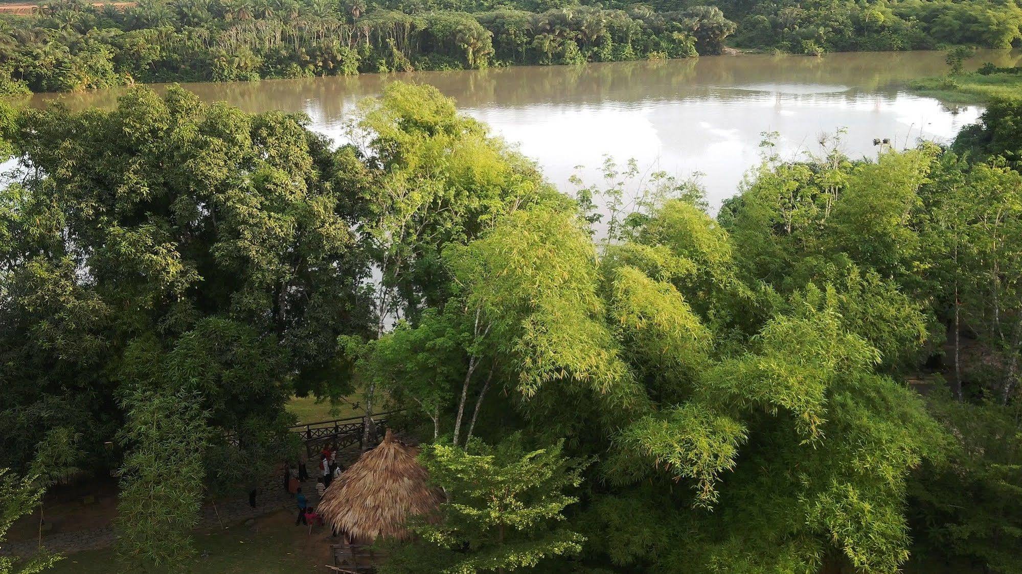 Tinapa Lakeside Hotel Calabar Kültér fotó